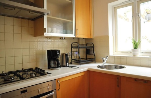 Bunhill Apartamento | BnBNook - 4BR Townhouse - West End and Farringdon