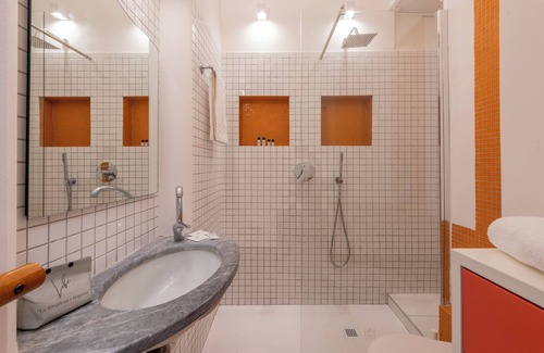 Tricolore Apartamento | BnButler - Visconti di Modrone 18