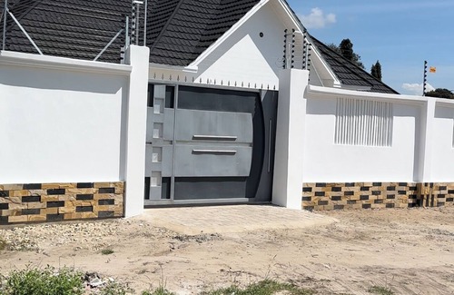Bagamoyo Apartamento | BNJ Royal Palace l