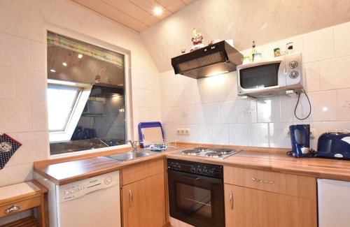 Kroepelin Apartamento | Espacioso apartamento en Kröpelin con terraza privada