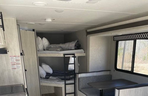 Anderson Casa | Bo Duke - Camper for Rent, Delivery Available