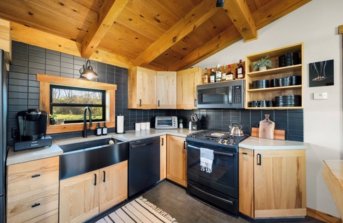 Bouckville Casa | Bo's Hideaway: Waterfront Retreat near Colgate University!