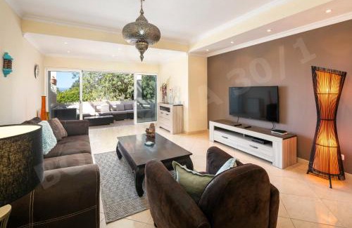 Estombar Apartamento | Boa Nova 301