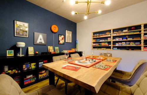 Tateishi Casa | Board Game House Tokyo