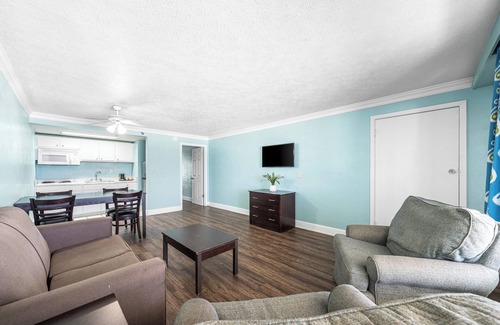 Panama City Beach Hotel | Boardwalk Beach Hotel