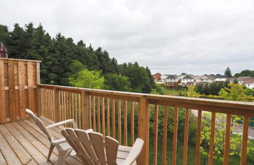 Kitchener Casa | Boardwalk Homes - Executive Townhomes