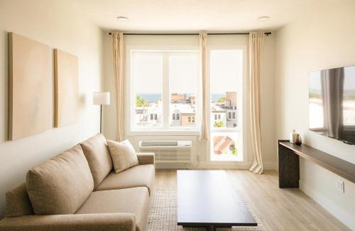 Traverse City Apartamento | Boardwalk Suites & Residences by Kasa