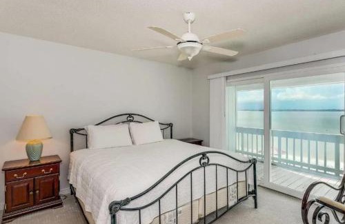 Pensacola Beach Casa | Boardwalk Unit E4