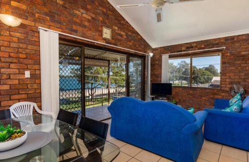 Bongaree Casa | Boasting some of Bribie's Best Waterviews