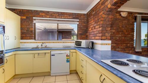 Bongaree Casa | Boasting some of Bribie's Best Waterviews