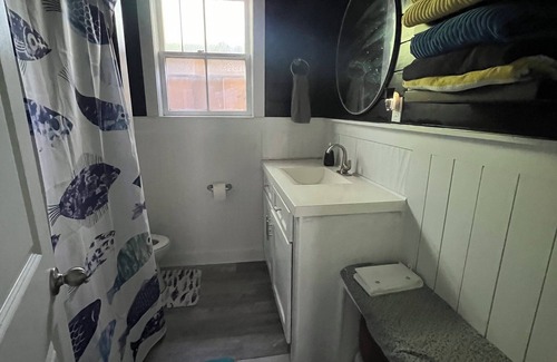 Georgetown Casa | BOAT AND PET FRIENDLY HOME LOCATED NEAR SAMPIT RIVER