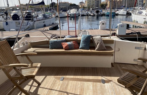 Corse-du-Sud Alquiler De Eote | Boat at the quay in the heart of the city, old port Ajaccio - atypical luxury