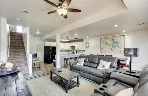 Lake Ozark Casa | Boat Dock and Slip Access Lake of the Ozarks Gem