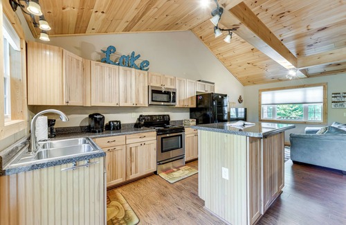 Dandridge Casa | Boat Dock: Family-Friendly Douglas Lake Home!
