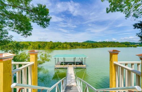 Dandridge Casa | Boat Dock Pet-Friendly Douglas Lake Getaway!