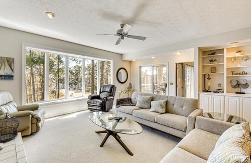Salem Apartamento | Boat, Golf and Swim Keowee Key Condo with Lake Views