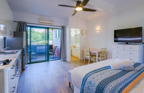 Urangan Complejo | Boat Harbour Studio Apartments and Villas