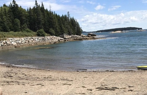 Stonington Apartamento | La casa de botes en el puerto Spruce