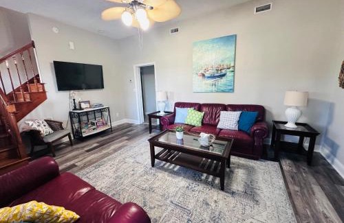Cedar Point Casa | Boat & pet friendly-3 bedroom