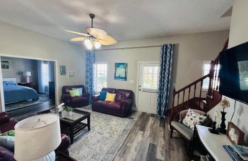 Cedar Point Casa | Boat & pet friendly-3 bedroom