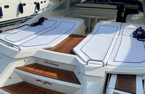 Arzachena Alquiler De Eote | Boat "Yacht Cantieri Sarnico 60 Feet" with Private Terrace, Balcony & Wi-Fi