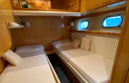 Portisco Alquiler De Eote | Boat "Yacht Raffaelli 54 Fly Bridge" with Private Terrace, Shared Terrace & Wi-Fi