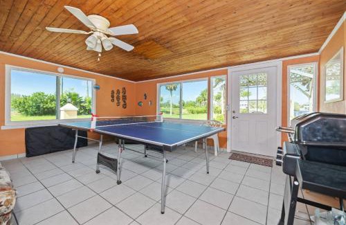 Green Key Estates Casa | Boaters Dream Rustic Waterfront Retreat