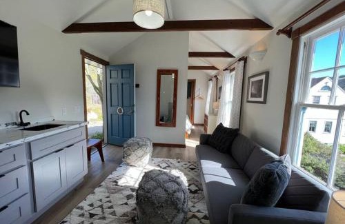 Point Arena Casa | Boathouse Cottage (Historic Coast Guard property)