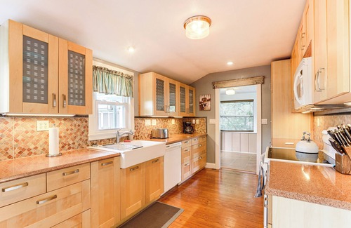 Citrus Springs Casa | Boathouse & Dock: Riverfront Dunnellon Getaway!