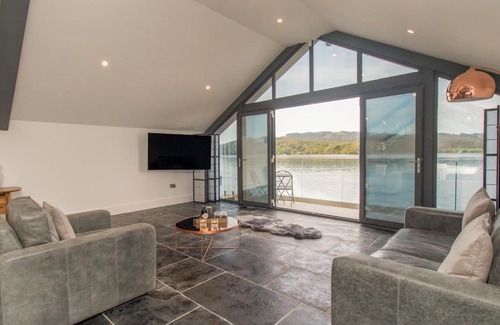 Windermere Casa | Boathouse on the Lake