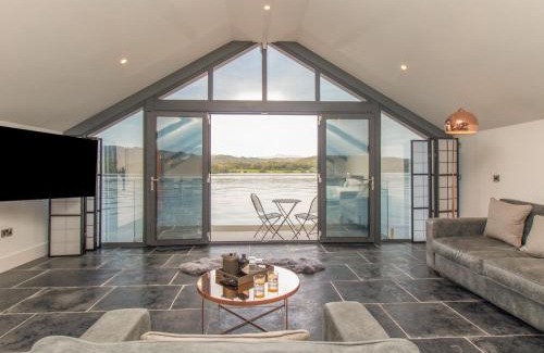 Windermere Casa | Boathouse on the Lake