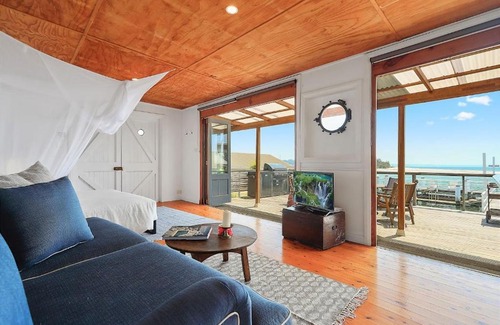 Huskisson Casa | Boatshed and Boathouse