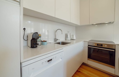 Cedofeita Apartamento | Boavista Premium II Duplex Terrace by Vacationy