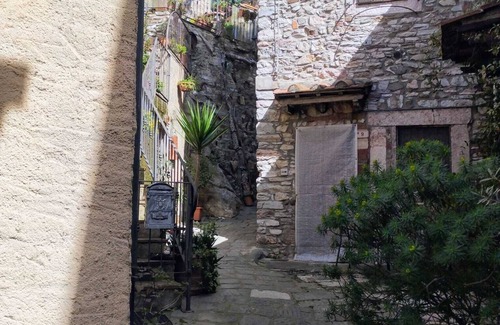 Sassetta Casa | Bob House