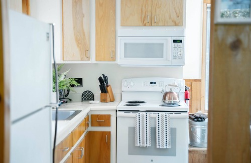 Killington Casa | Bob's Sled Lodge – 2BR Killington Retreat Near Slopes & Trails