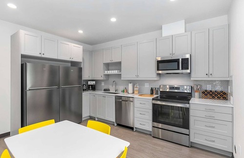 North Queen Anne Apartamento | Bobba Fett's Carbonite Suite