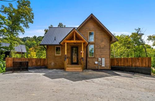 Sevierville Casa | Bobber Bungalow - Boat Float Relax