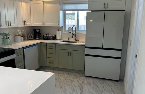 Survey Creek Casa | " BOCA BLING BLING" Spacious 4-bedroom house in Fabulous Boca Raton