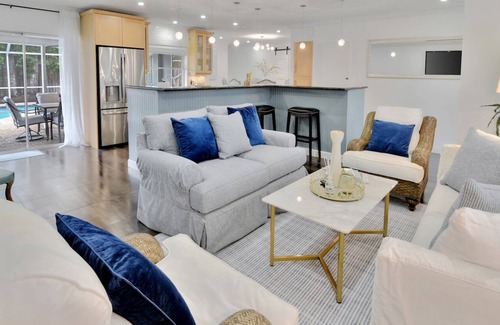 Boca Raton Casa | Boca Blue - Heated Saltwater Pool - 3 min to Town Center Mall