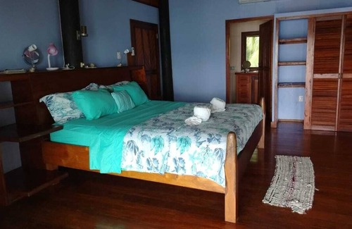 Carenero Island Hotel | Bocas Beachfront Lodge