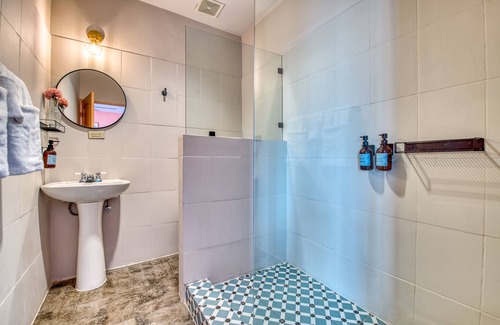 Bocas del Toro Hotel | Bocas Paradise Hotel