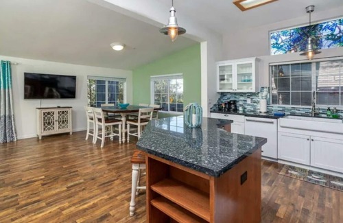 Old Town Casa | Bodega Bay Beach Bungalow