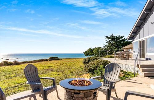 Sereno del Mar Casa | Bodega Bay Beach Home VIEWS Fire Table Dogs OK