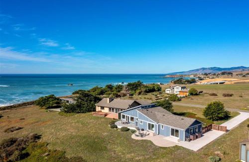 Sereno del Mar Casa | Bodega Bay Beach Home VIEWS Fire Table Dogs OK