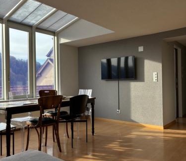 Lichtensteig Apartamento | Bodega NOI Apartement