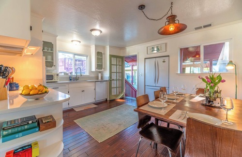 Salmon Creek Casa | BodegaBreeze: Home+Studio! MagicalFUN Home & Bodega Bay!WalktoBeach!HtTb/WiFi