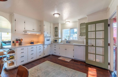 Salmon Creek Casa | BodegaBreeze: Home+Studio! MagicalFUN Home & Bodega Bay!WalktoBeach!HtTb/WiFi