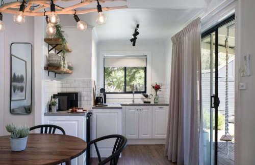 Daylesford Casa | Bodhi Daylesford - family friendly group accommodation with pool
