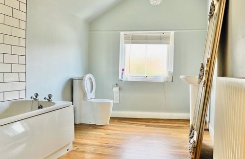 City Centre Casa | Bodhi Tree Cottage - Grove Road Cottages