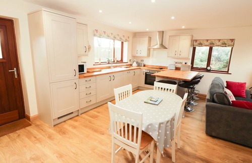 Llanerchymedd Cabaña | Bodneithior, LLANERCHYMEDD